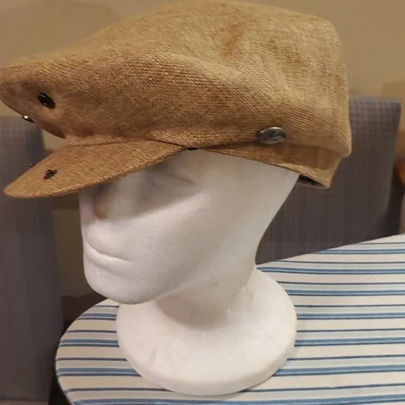 BAILEY OF HOLLYWOOD CAP SIZE M OR 7/14 display picture 1